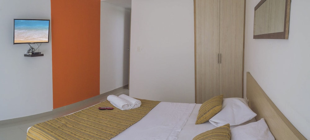 Color Hostel