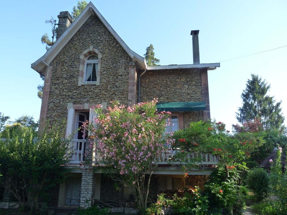 Le Point d'Orgue view 2