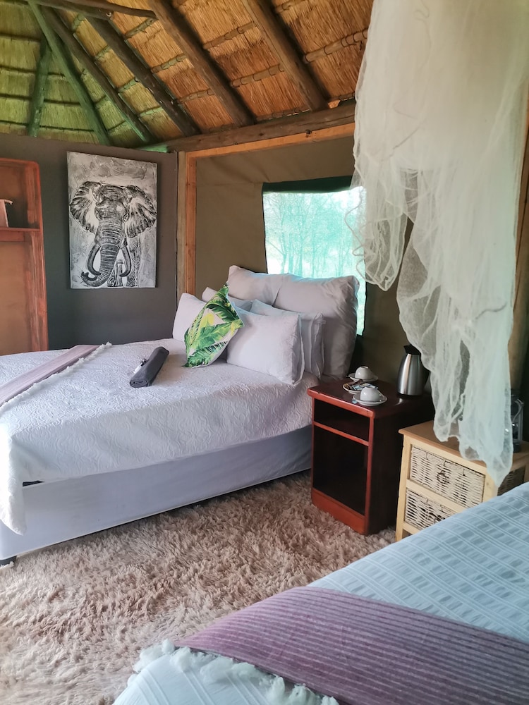 Shanatsi Safari Lodge