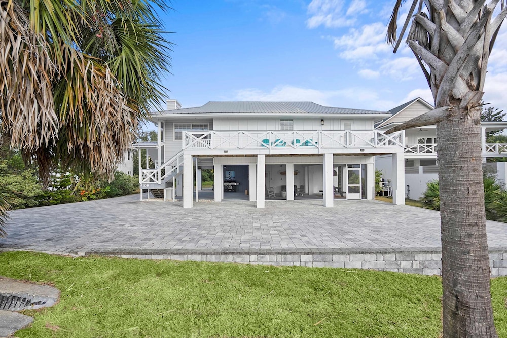 Serene Matanzas Beach House Half A Mile to Sand