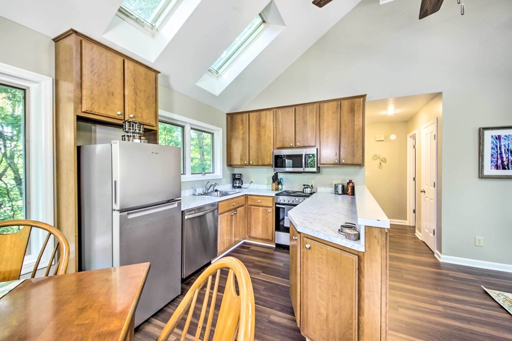 Bloomington Vacations - Peaceful Nashville Hideaway Near State Parks! - Property Image 5