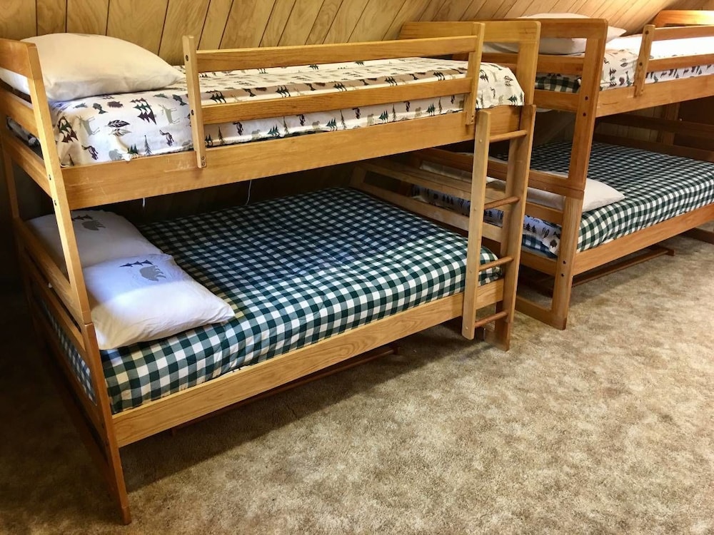 Ashland Vacations - Whispering Pines Cabin Retreat - Property Image 22