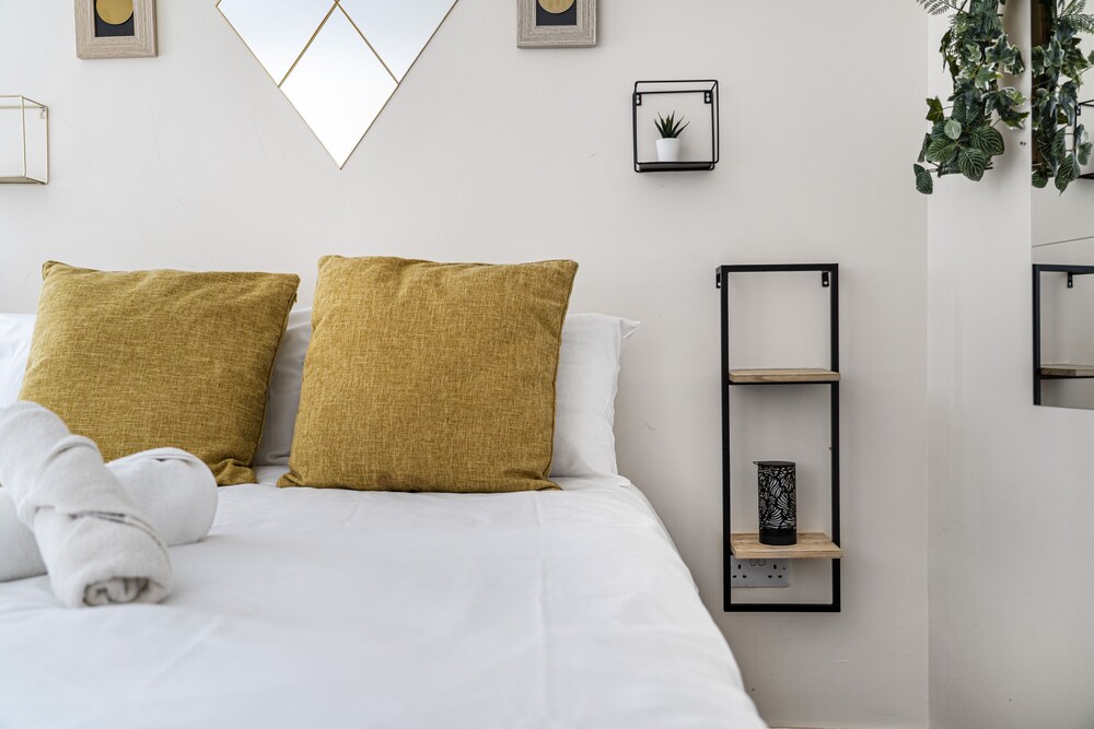 Leicester Vacations - Leicester City Center Perfect Stay - Property Image 16