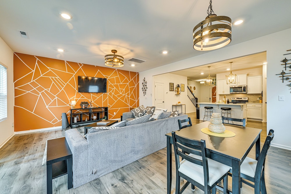 2 Mi to Whitewater Center: Suburban Abode w/ Patio