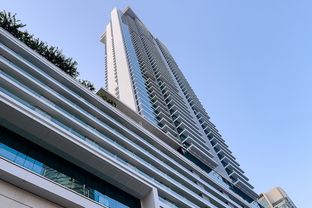 Apartment with beautiful view on Marina