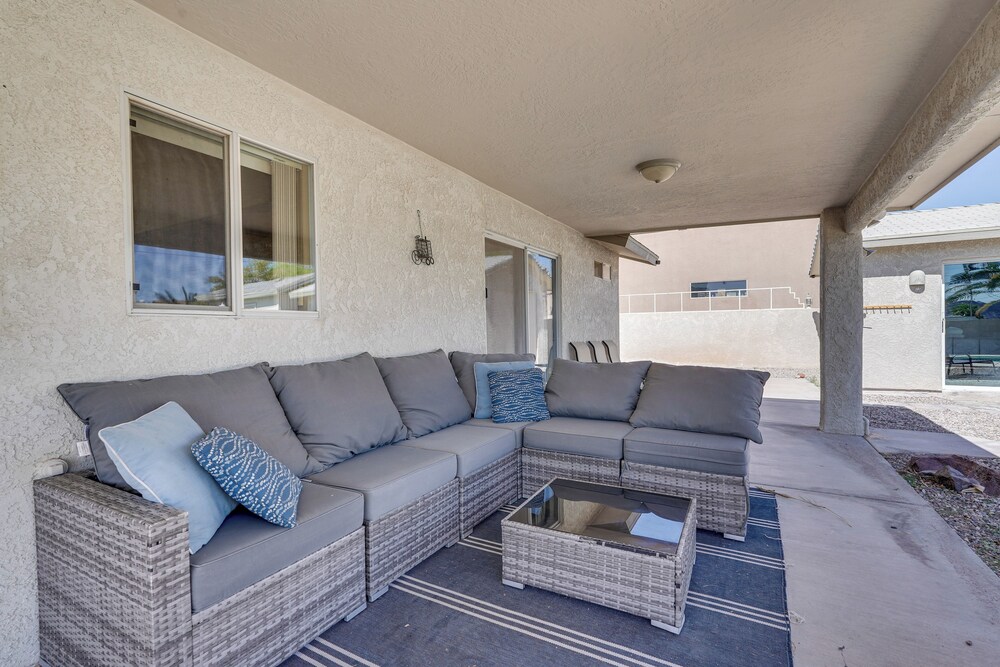 Havasu Paradise w/ Private Pool, Hot Tub & Casita!