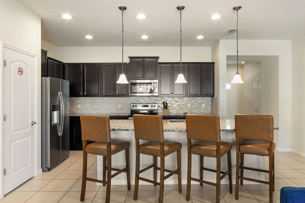 House of Dreams at Windsor Westside - Image 4