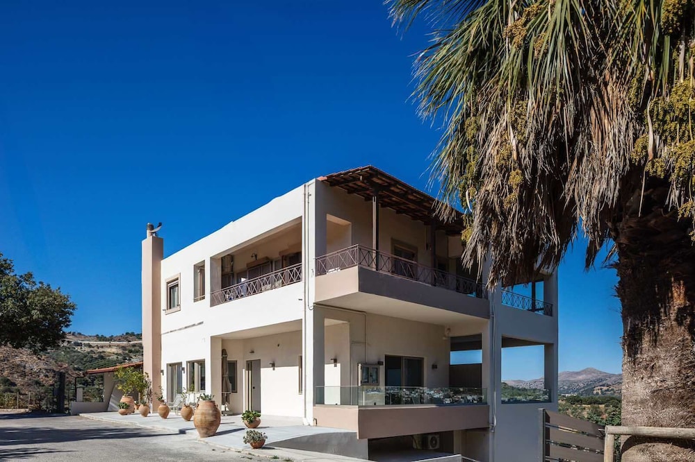 Panorama Luxury Suites