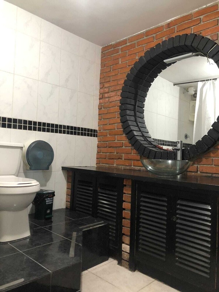Memphis Hostal - Hostel