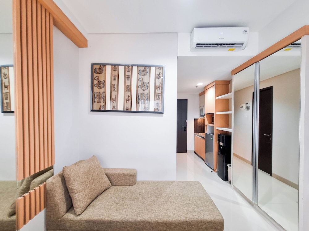 Comfy And Enjoyable Studio At Patraland Amarta Apartment