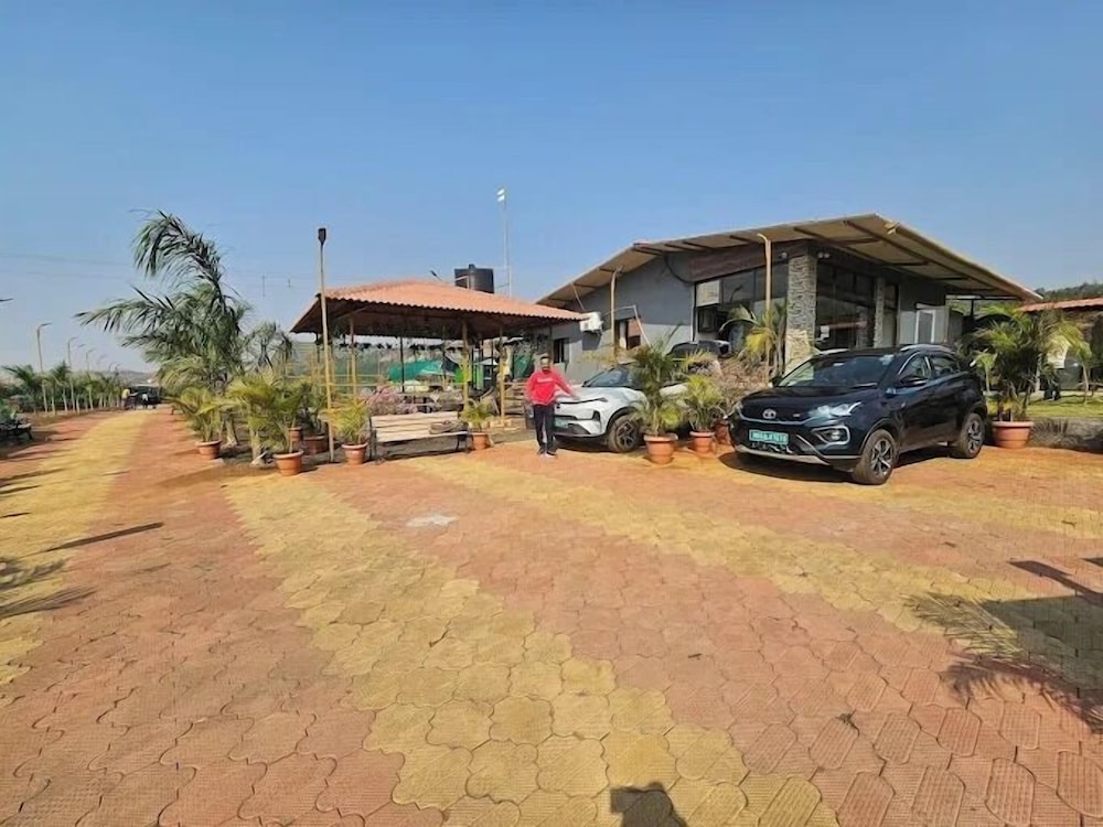 7 Mountains Farm Villa