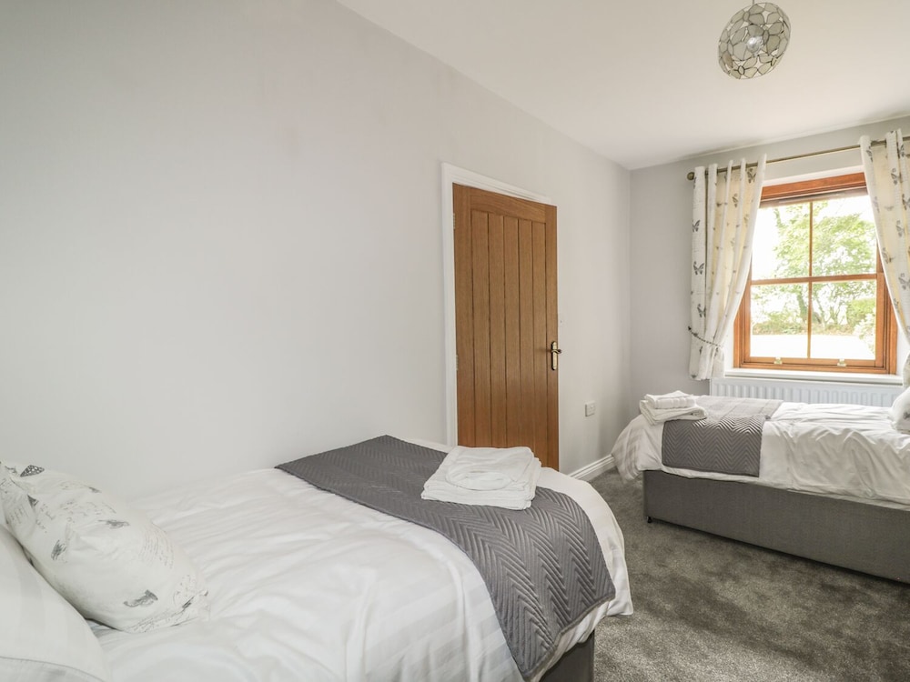 1 Leesrigg Cottages view 5
