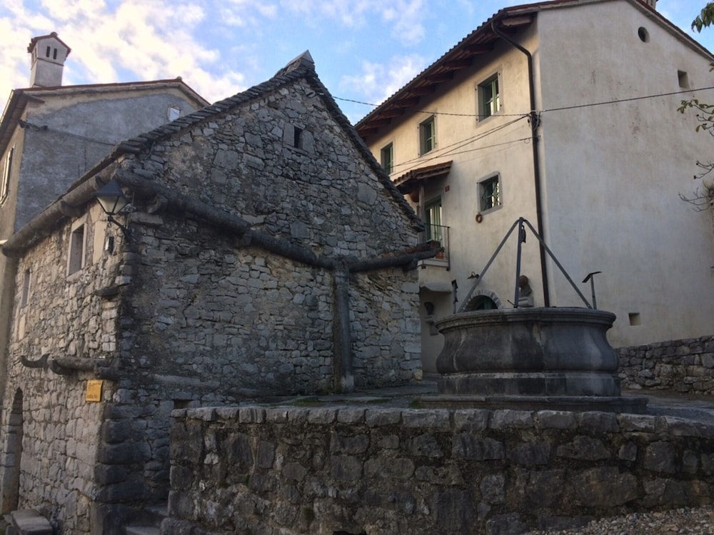 Photo 30