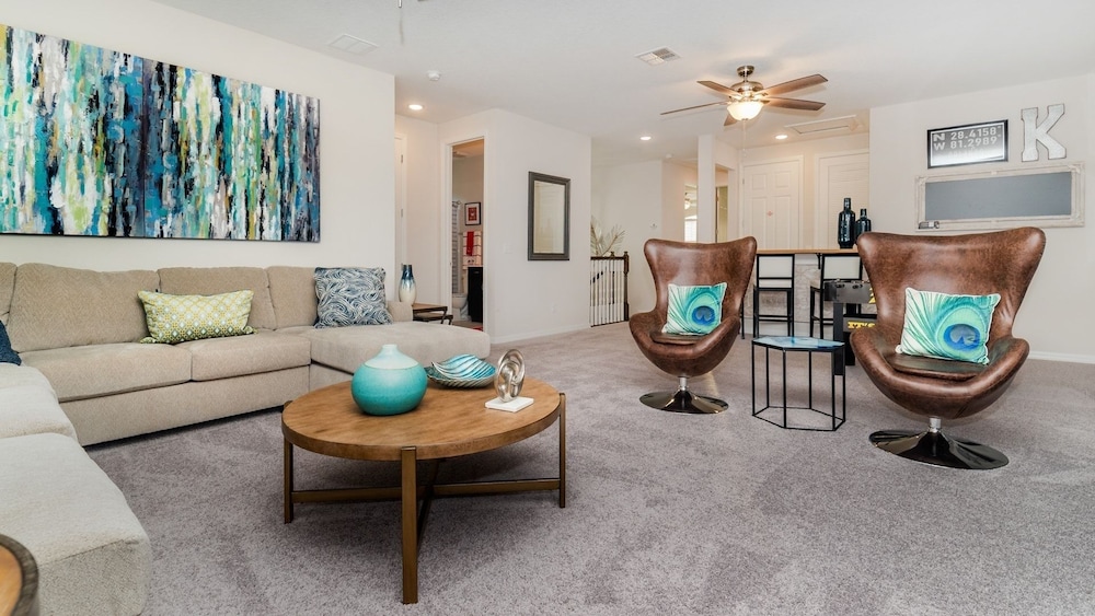 Solara Resort 5 Bedroom Private Pool + Spa Home 5 Home