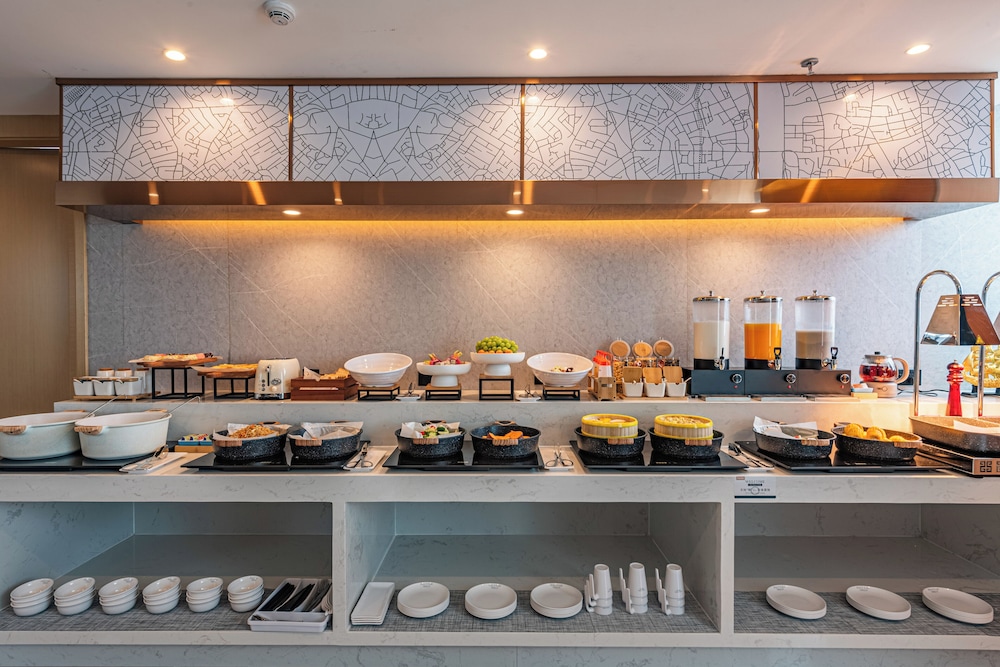 Poltton International Apartment - Guangzhou Knowledge City Wangcun Subway Station