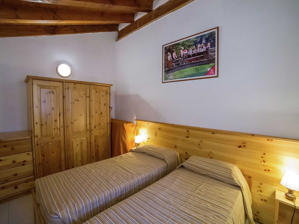 Apartment in Antey-saint-andre Near Ski Area view 2
