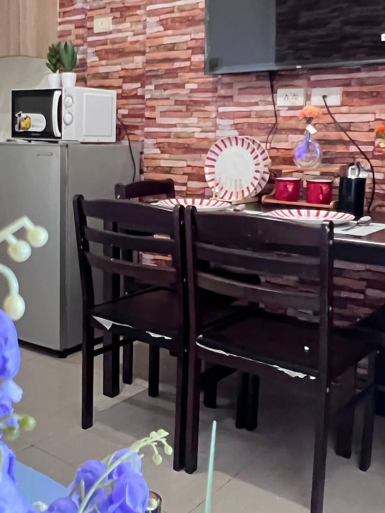 SHORE 1 RESIDENCES