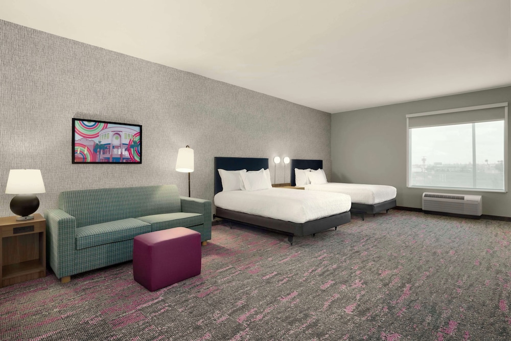 Home2 Suites By Hilton San Juan