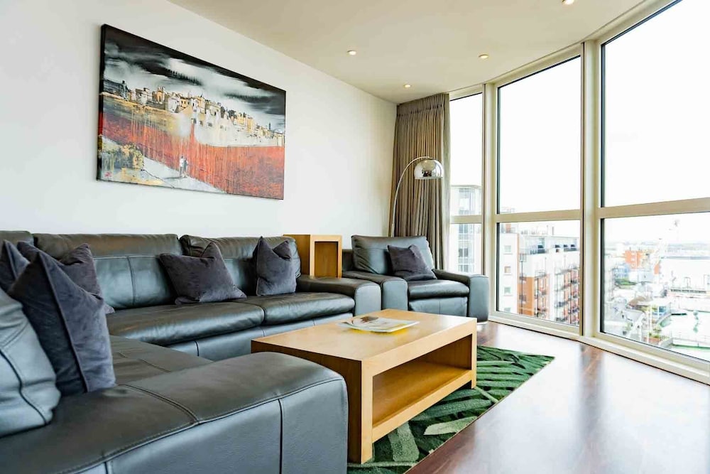 Gunwharf Quays Apartments