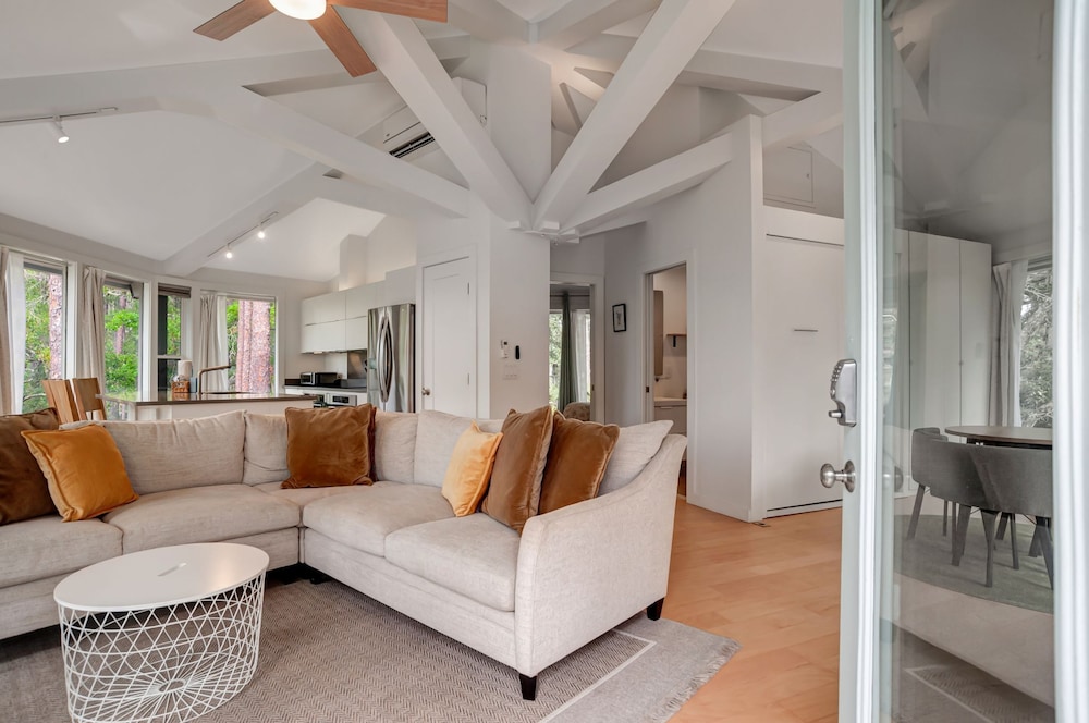 2075 Deer Island at The Sea Pines Resort view 5