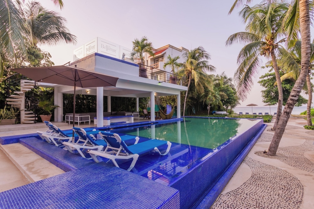 VILLA BELLAMAR AKUMAL