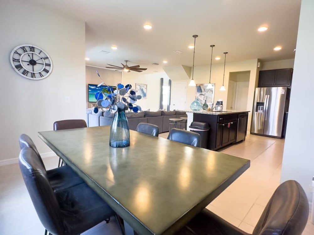 Villa Near Disney Themed Luxury 5Bd With Pool