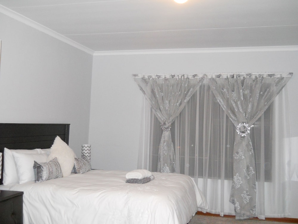 Noble Hearts Bed and Breakfast