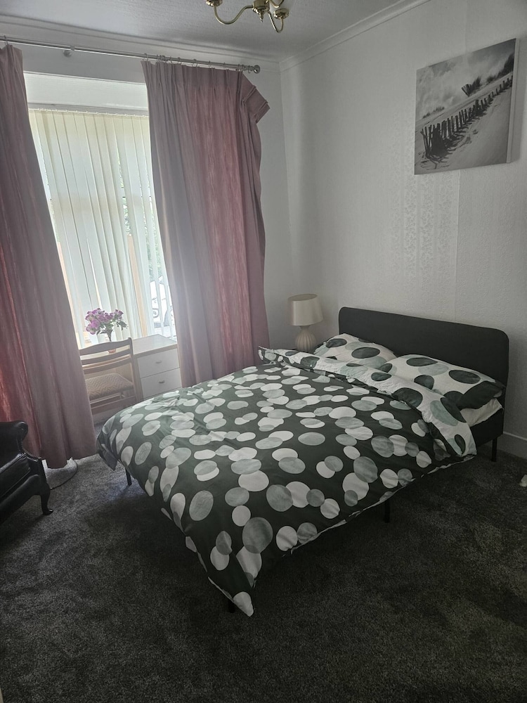 Ad7 Family Guest House