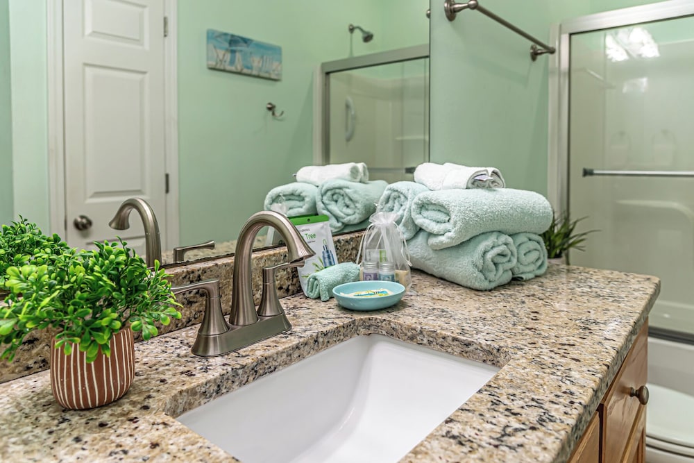 6032 Rookery 3 Sandy Blessings Over Looks Pool With Easy Access