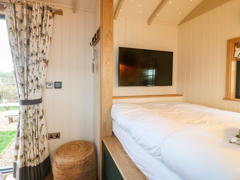 Poppie's Shepherds Hut at Shepherds Lodge