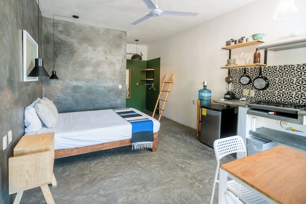 Sayula Home