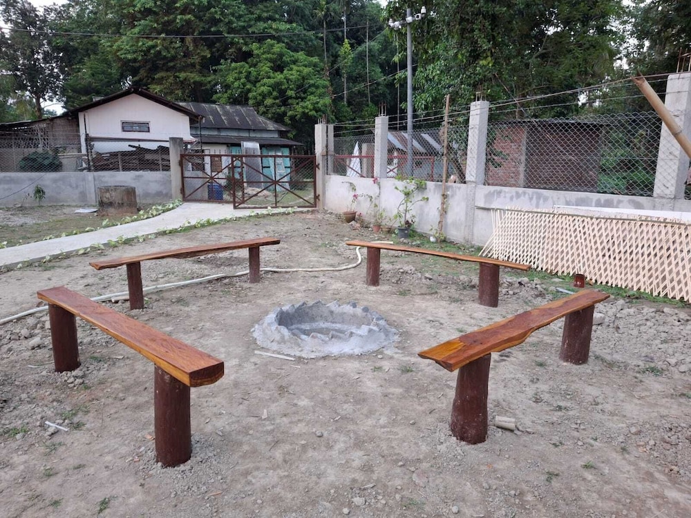 EJAAR HOMESTAY