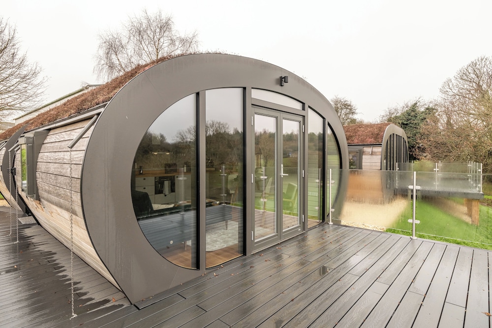 Stunning EcoRetreat Pods in Old Chalford