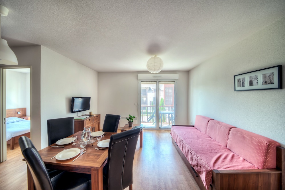 Lourdes Vacations - Zenitude Hotel - Residences L'Acacia Lourdes - Property Image 21