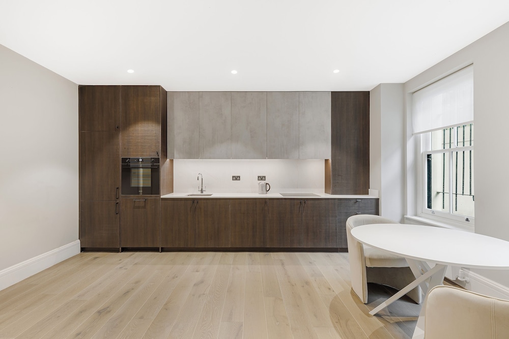 Collingham Road - 1 Bedroom Apartment III
