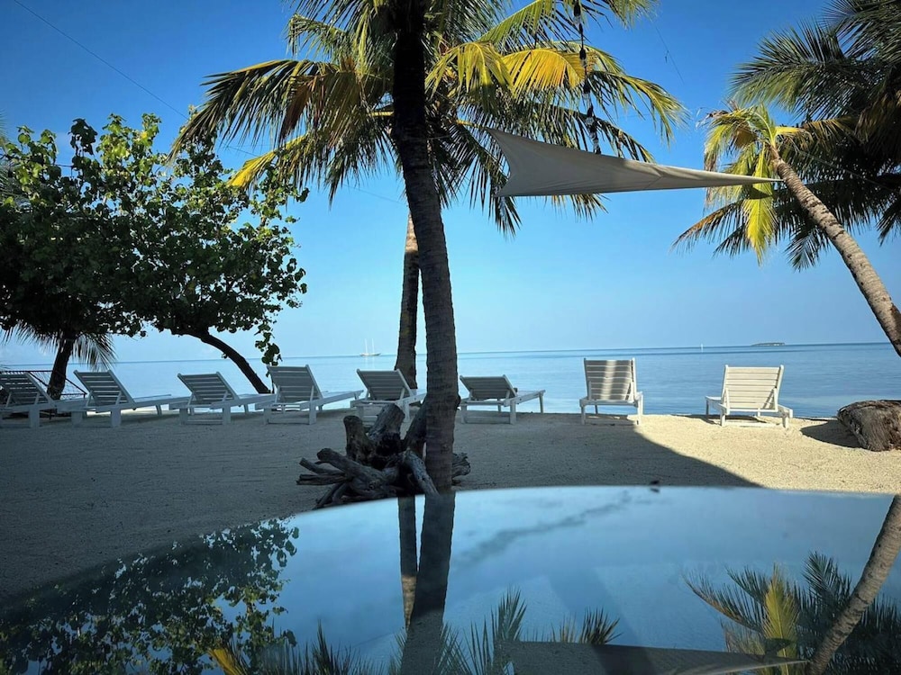 The Sunset Villa