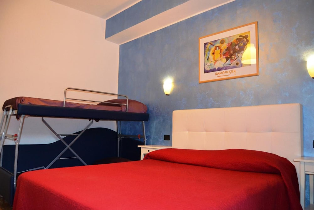 Diana Inn Accomodations