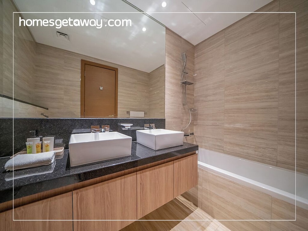 Contemporary 2BR Apt Fully Furnished