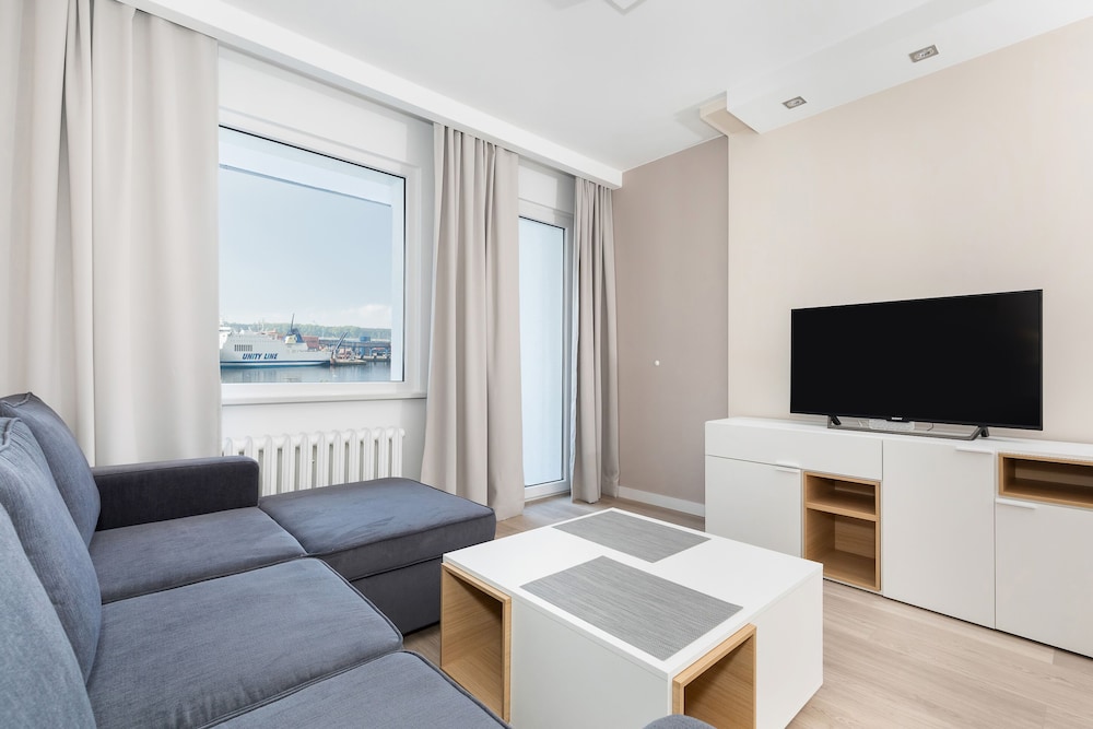 Port View Apartment by Renters view 4