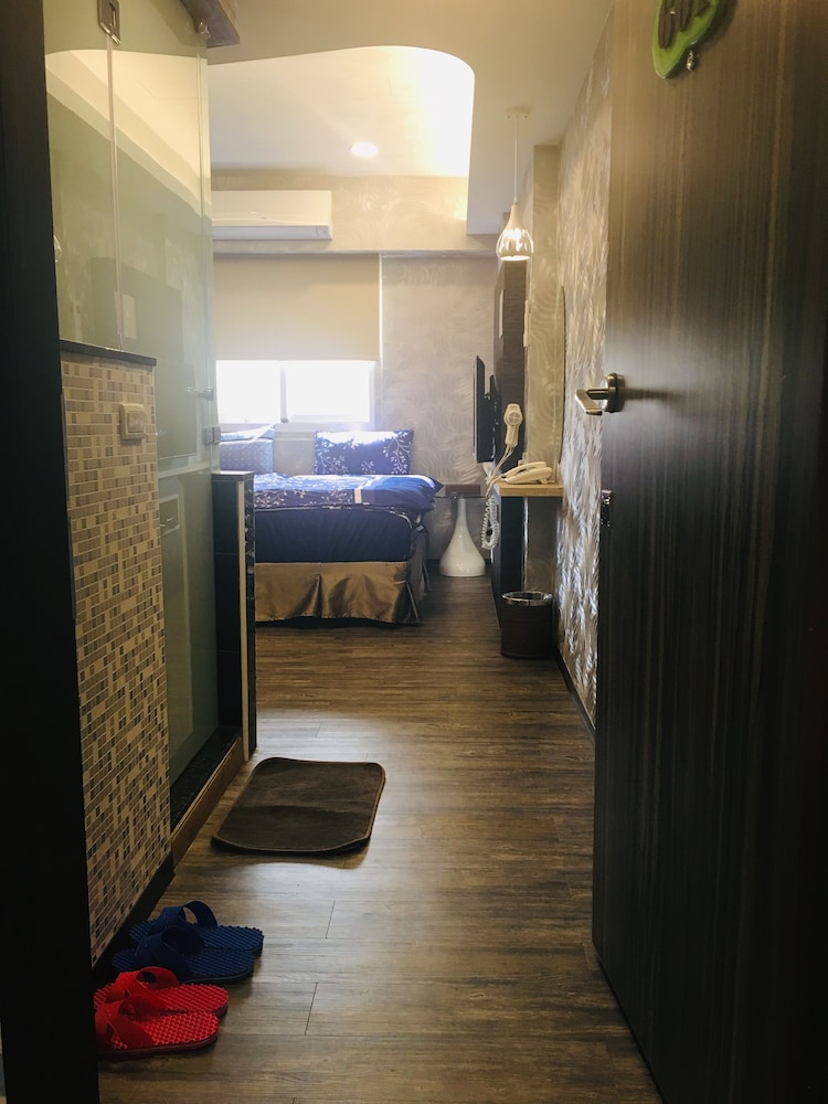 Jiutiandou Parent-Child House