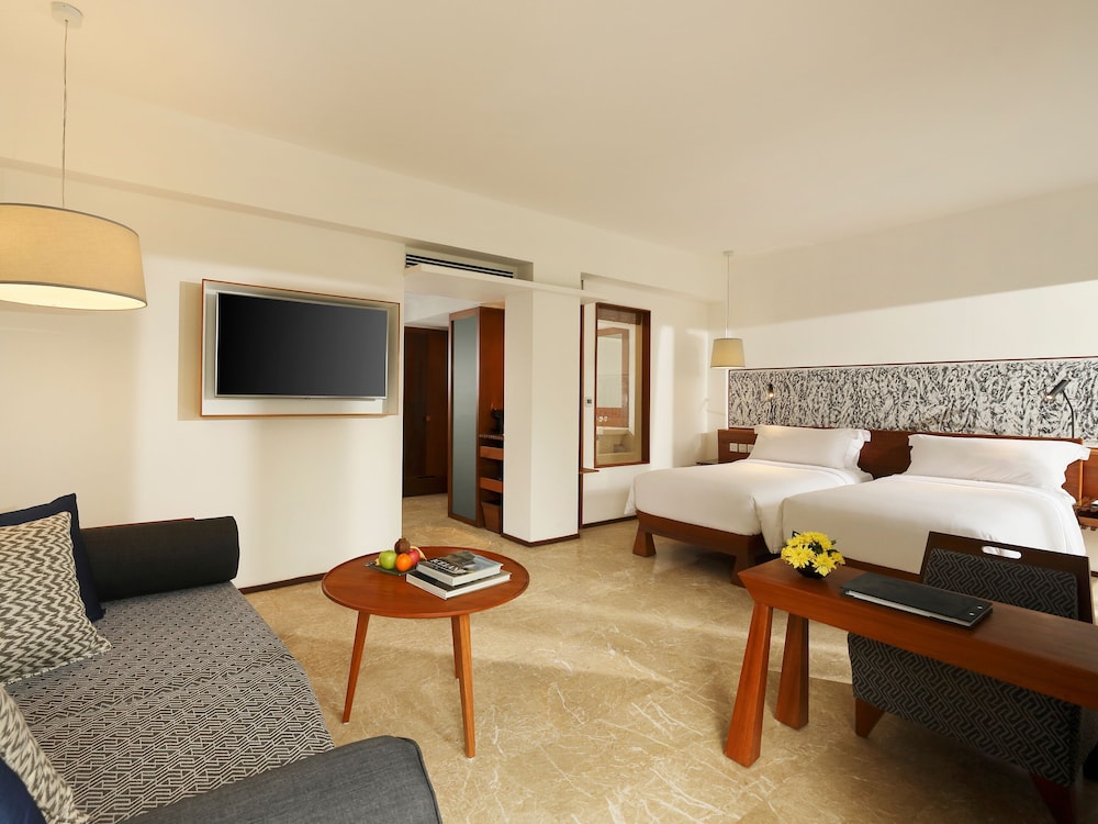 Maya Ubud Resort & Spa 12
