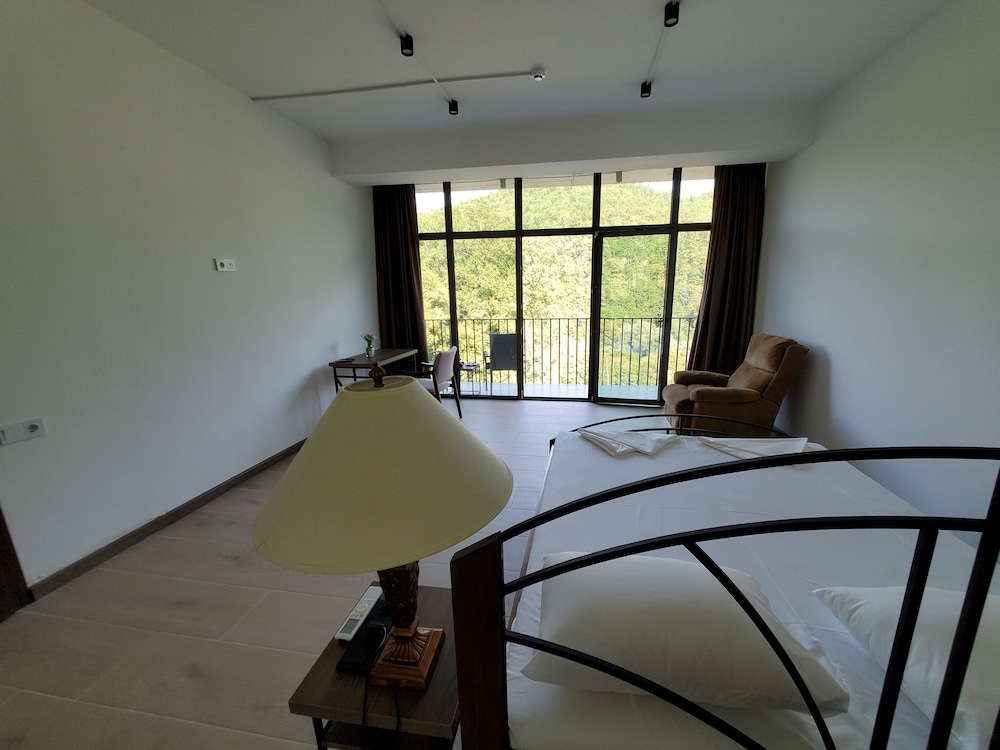 The Whispering Oaks Retreat