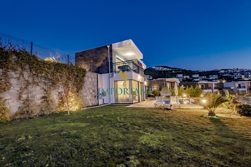 Farilya Villas by Important Group Travel