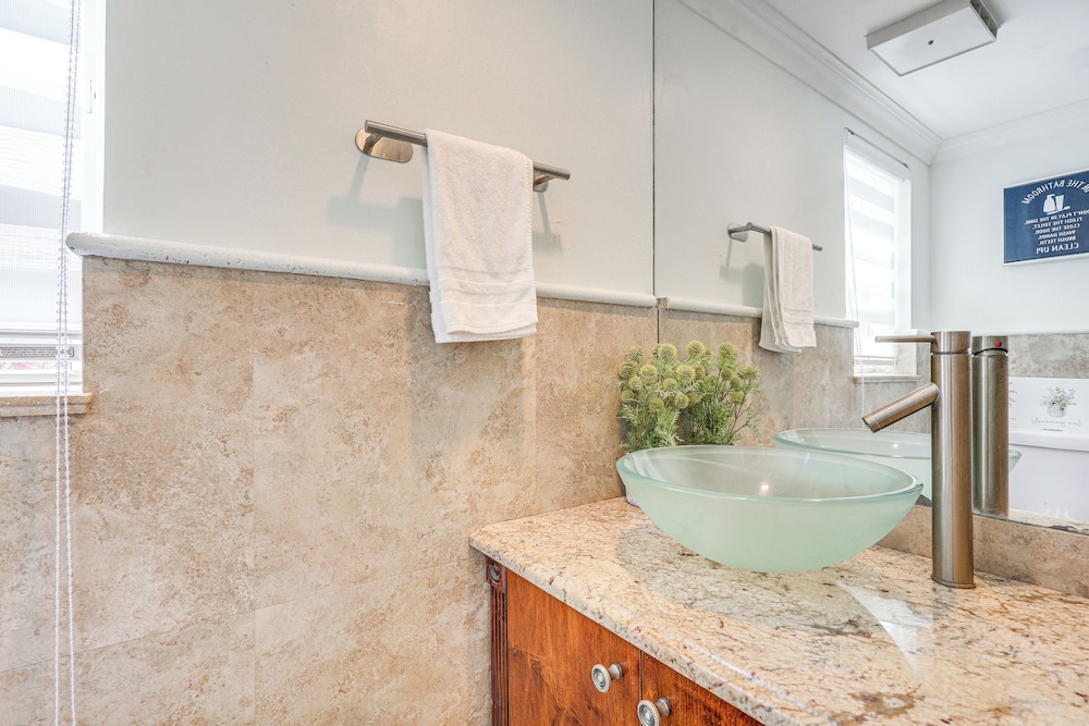 Sun-soaked Pompano Beach Home w/ Private Pool!