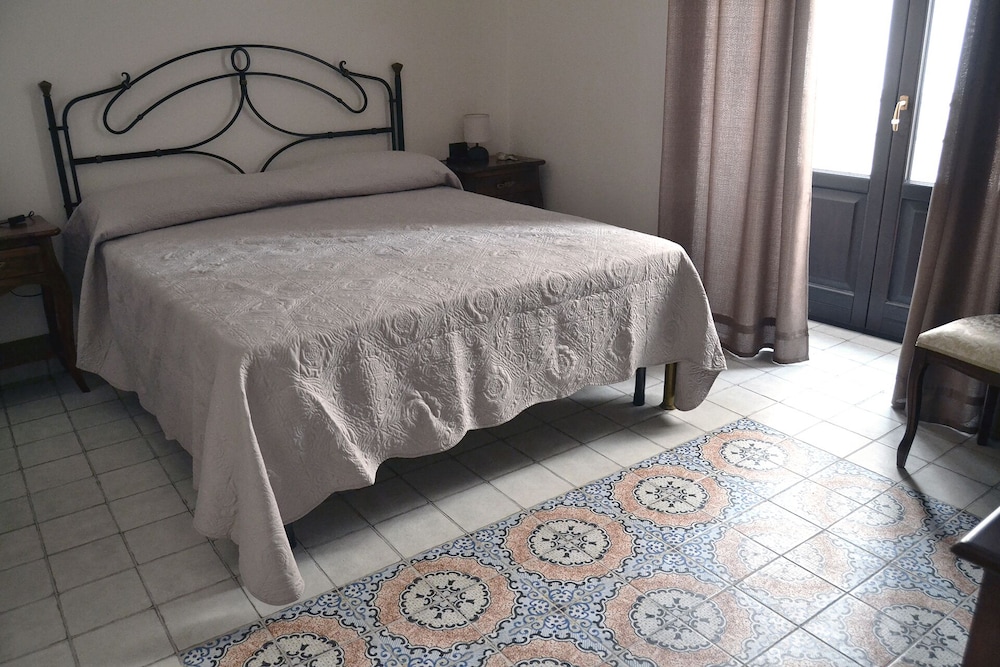Agorà Panoramic Rooms en Sciacca — hotel room