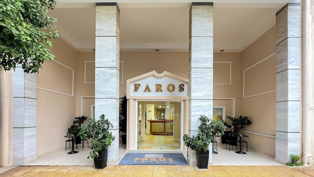 Faros 2 Hotel