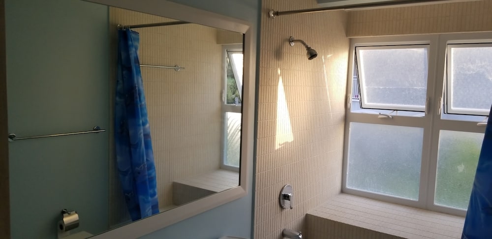 Oceanic View Apartment at Fern Court, photo 56