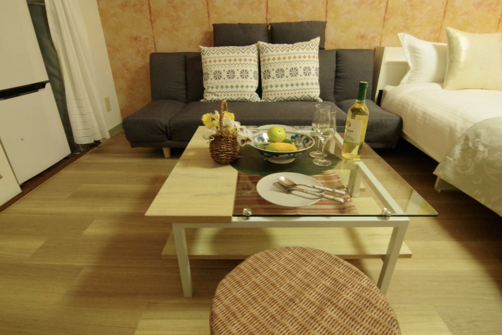 Nipponbashi Art Hotel