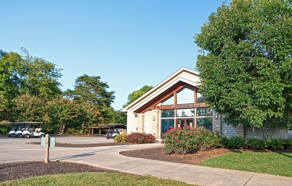 Dale Hollow Lake State Resort Park