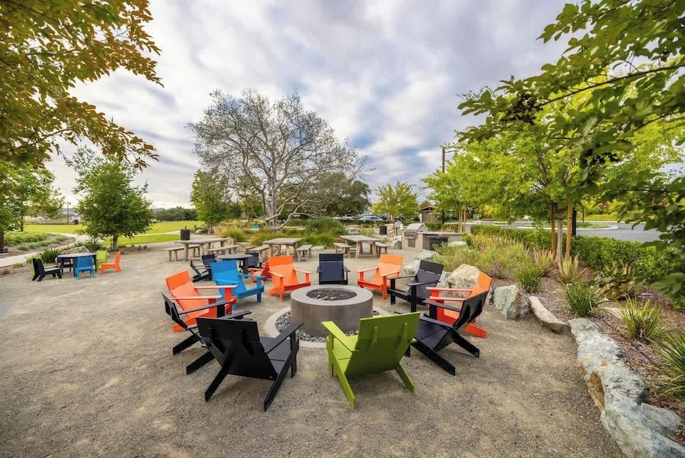@ Marbella Lane - Curated 5BR in Upscale RMV Haven